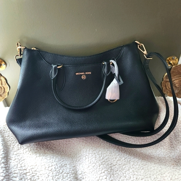 Michael Kors Austen Bag - Picture 1 of 8